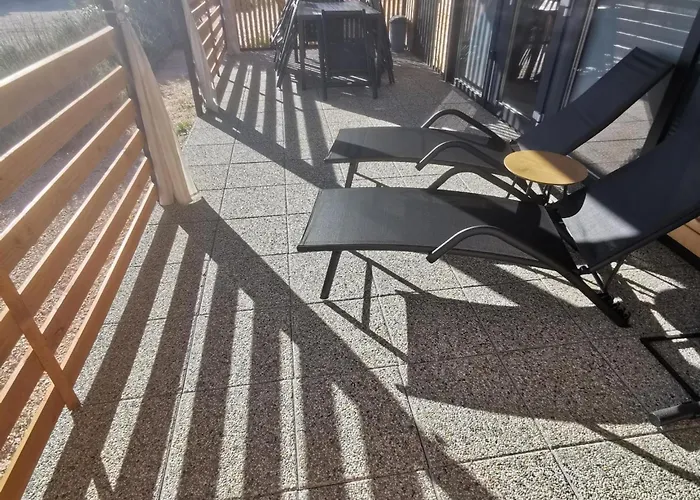 Classic Two Bedroom Mobile With Sea View And Terrace * 皮罗瓦茨