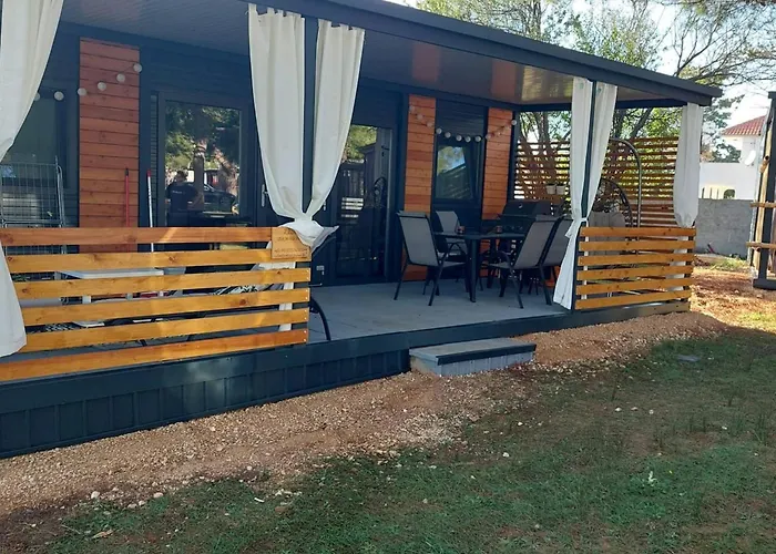 Classic Two Bedroom Mobile With Sea View And Terrace