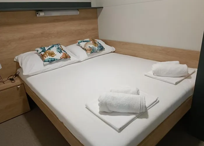 別荘 Classic Two Bedroom Mobile With Sea View And Terrace