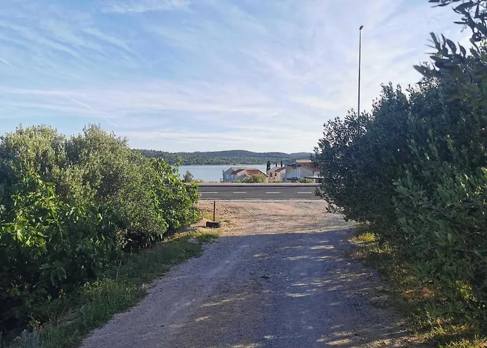 Classic Two Bedroom Mobile With Sea View And Terrace