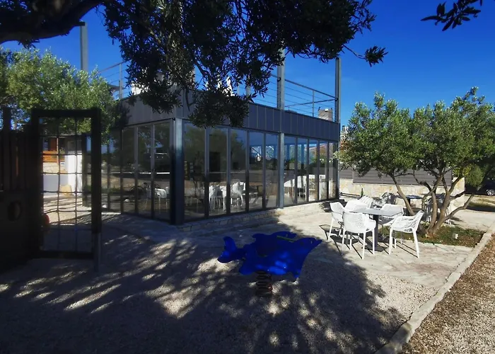 度假居 Classic Two Bedroom Mobile With Sea View And Terrace *