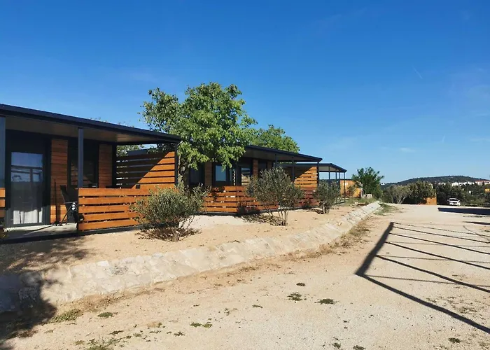 別荘 Classic Two Bedroom Mobile With Sea View And Terrace *